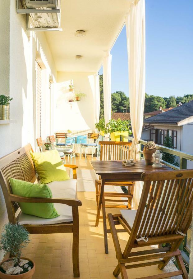 Spacious Apartment By The Sea 8+4 Pula Bagian luar foto